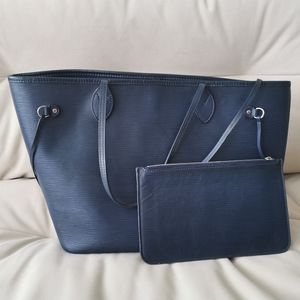 (SOLD) Louis Vuitton EPI Leather Neverfull
